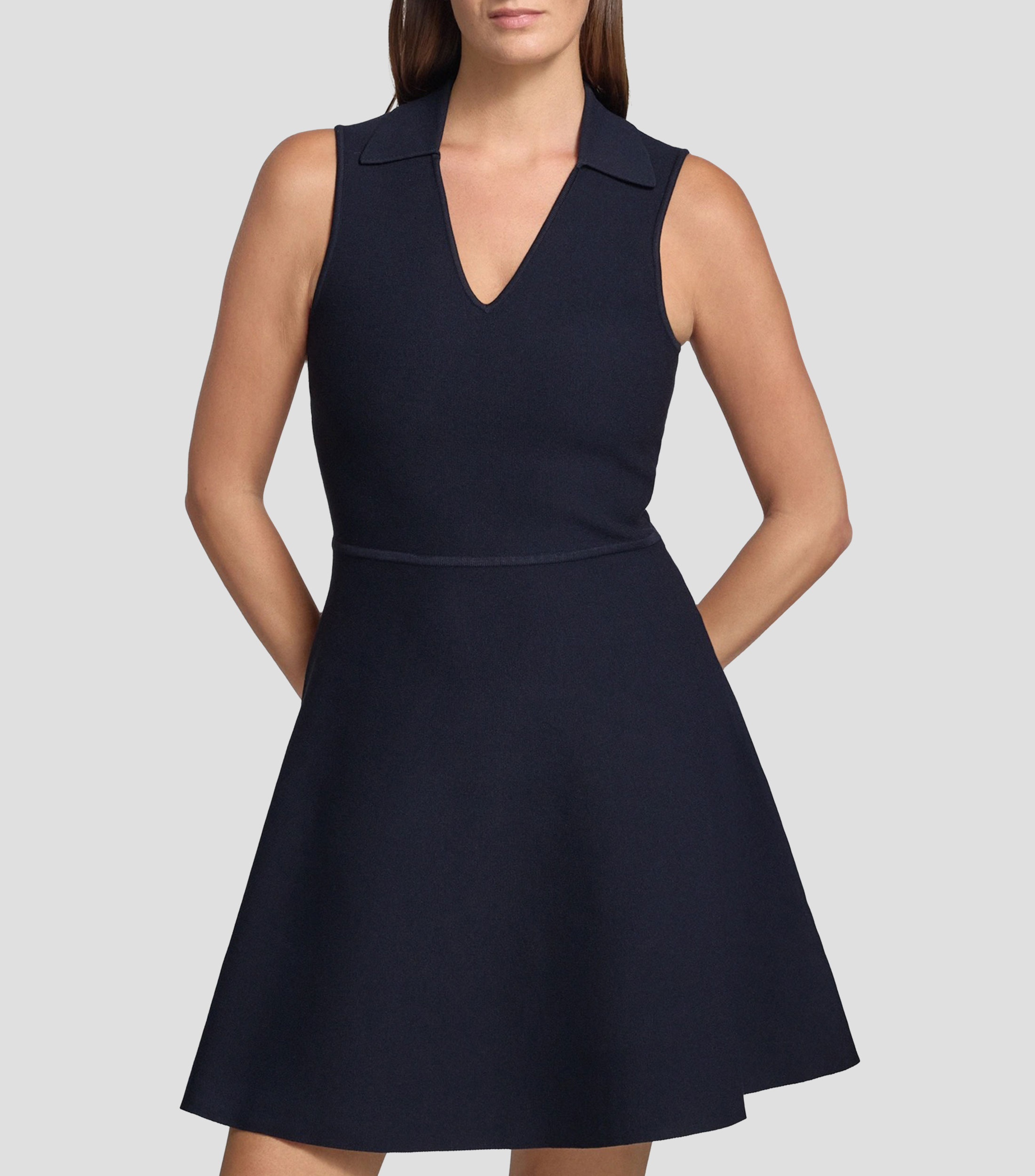 Vestido corto liso Mujer